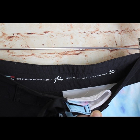 Rusty | Men’s Color Block Tie Dye Swim Trunks - Picture 4 of 6